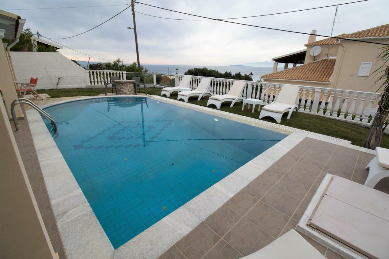 Villa De La Mer Άγιος Στέφανος Εξωτερικό φωτογραφία